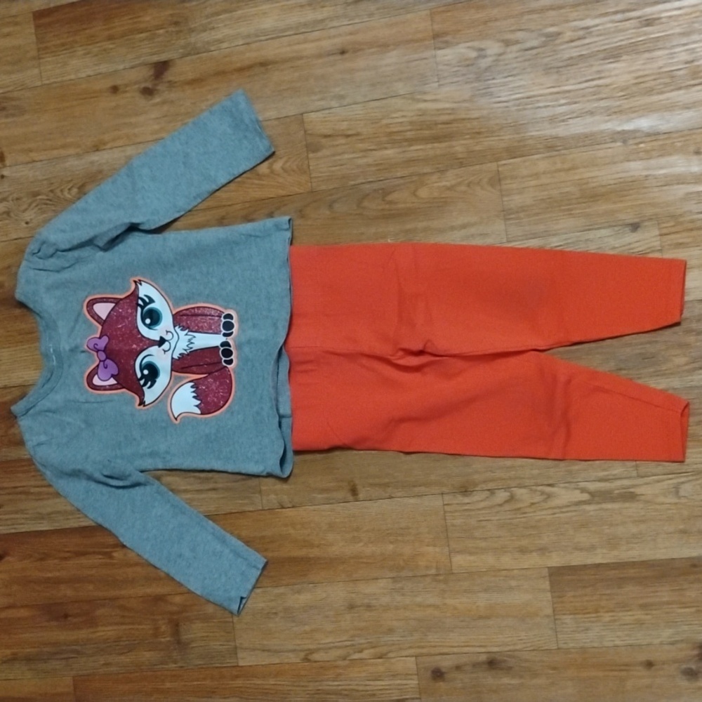 Shirt and pants set